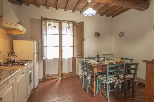 Photo 11 - 2 bedroom Apartment in Montaione with swimming pool and garden