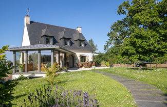 Photo 3 - Maison de 5 chambres à Ploumilliau avec piscine privée et jardin