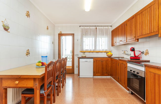 Casa de 5 quartos em Forallac com piscina privada e jardim - Foto 9