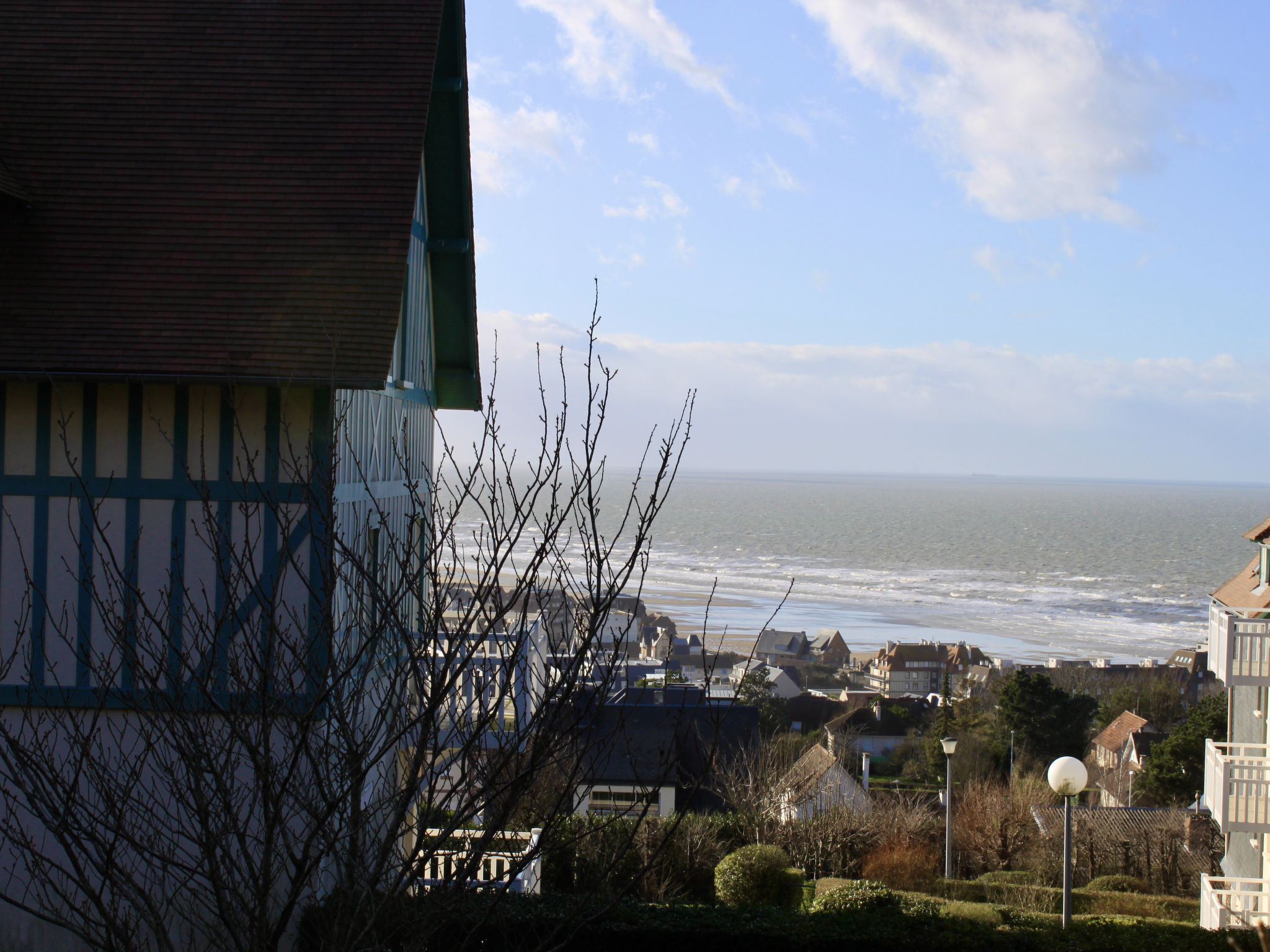 Foto 19 - Appartamento con 2 camere da letto a Blonville-sur-Mer con terrazza e vista mare