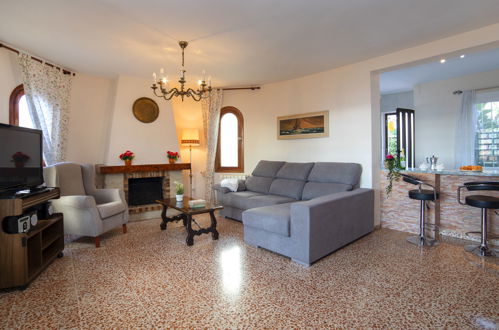 Photo 8 - 2 bedroom House in La Nucia with private pool and garden