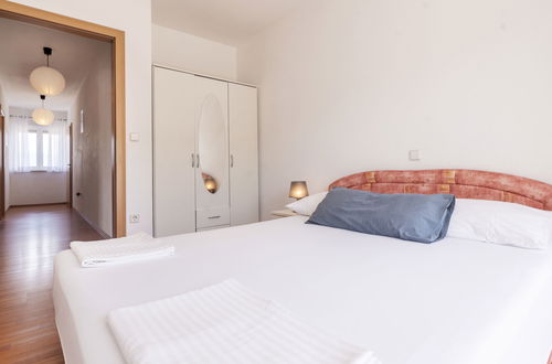 Foto 17 - Apartamento de 2 quartos em Split com terraço