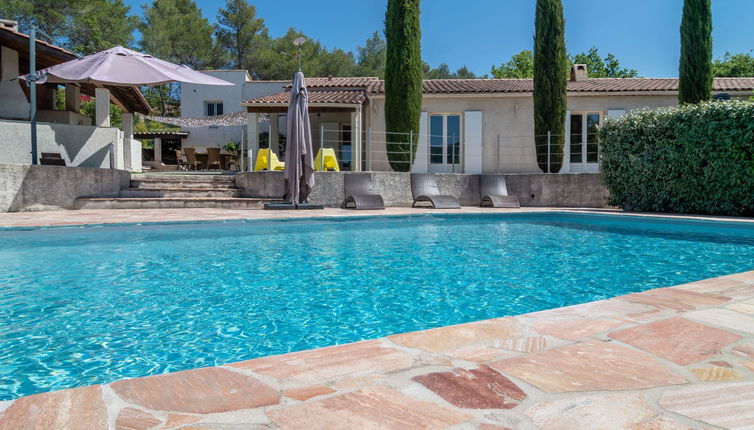 Photo 1 - Maison de 4 chambres à Rocbaron avec piscine privée et terrasse