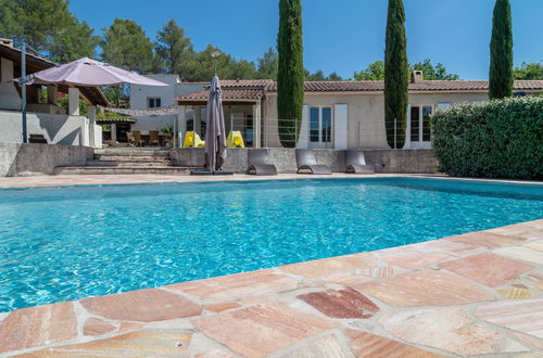 Foto 1 - Casa de 4 quartos em Rocbaron com piscina privada e terraço