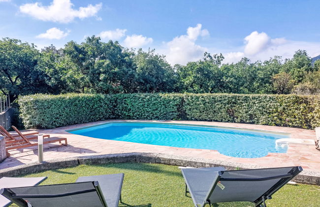 Casa de 5 quartos em Rocbaron com piscina privada e jardim - Foto 29