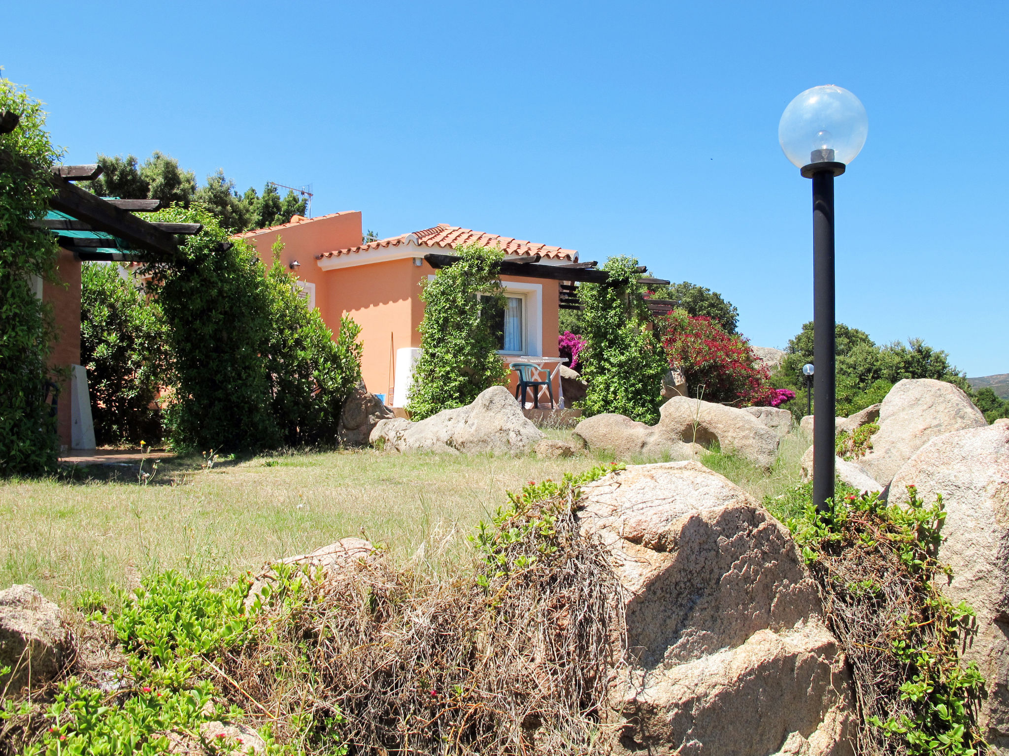 Photo 1 - Maison de 2 chambres à San Teodoro avec piscine et vues à la mer