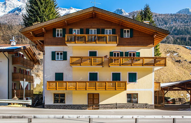Apartamento de 2 quartos em Soraga di Fassa - Foto 1