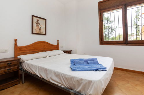 Photo 11 - 4 bedroom House in l'Ametlla de Mar with private pool and garden