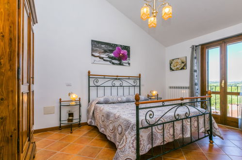 Foto 34 - Haus mit 4 Schlafzimmern in Colle di Val d'Elsa mit privater pool und garten