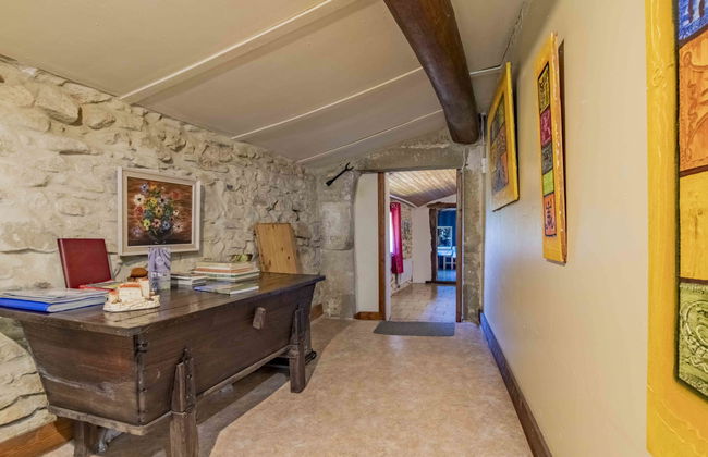 2 bedroom House in Roche-Saint-Secret-Béconne with garden - Photo 14