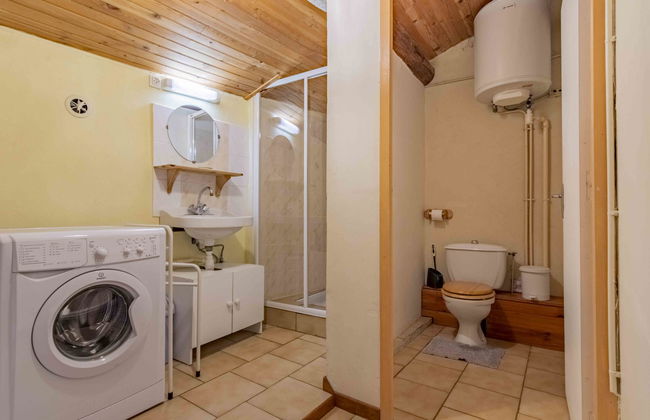 2 bedroom House in Roche-Saint-Secret-Béconne with garden - Photo 13