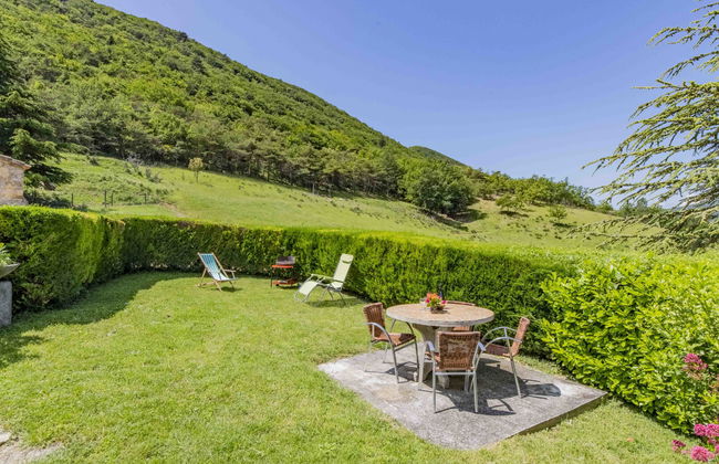 2 bedroom House in Roche-Saint-Secret-Béconne with garden - Photo 1