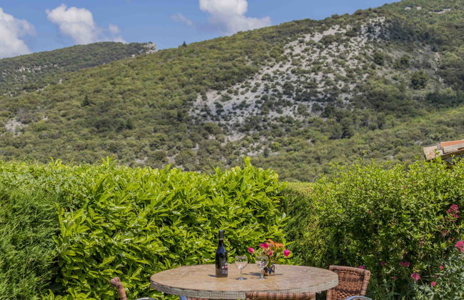2 bedroom House in Roche-Saint-Secret-Béconne with garden - Photo 16