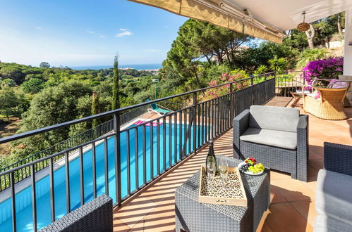 Foto 3 - Casa con 3 camere da letto a Lloret de Mar con piscina privata e vista mare