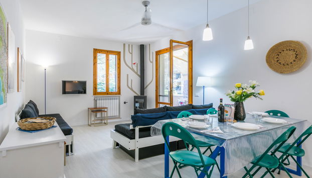 3 bedroom Apartment in Rosignano Marittimo with garden - Photo 4