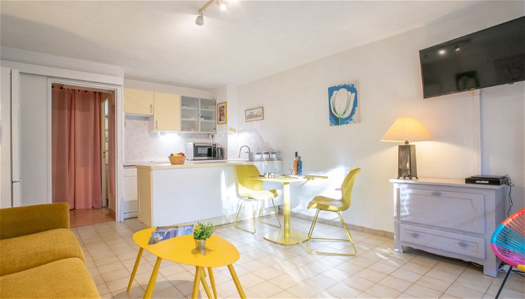 Foto 1 - Apartamento en Fréjus con jardín y vistas al mar