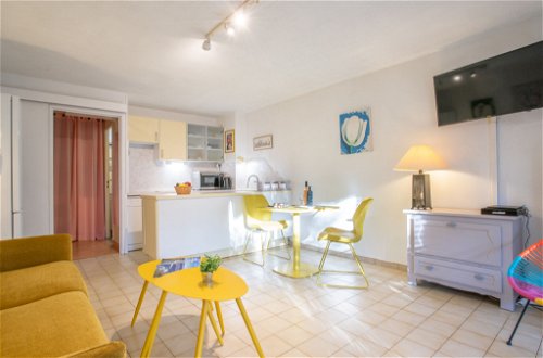 Photo 1 - Apartment in Fréjus with garden and sea view