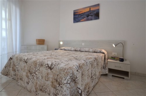 Foto 13 - Apartment mit 2 Schlafzimmern in Lignano Sabbiadoro mit schwimmbad und blick aufs meer