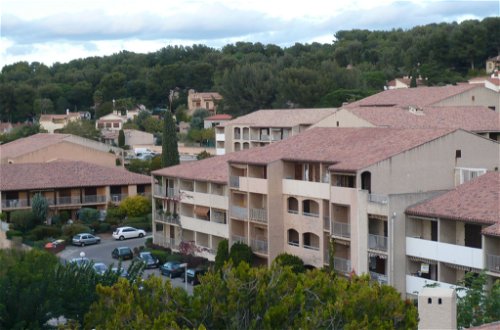 Foto 18 - Apartamento de 2 quartos em Saint-Cyr-sur-Mer com vistas do mar