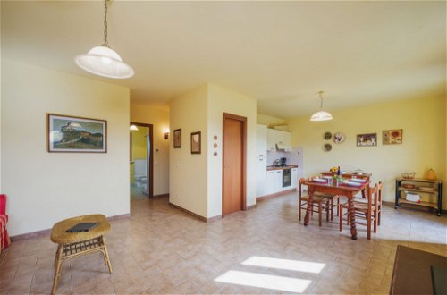 Foto 12 - Apartment mit 2 Schlafzimmern in Lucca mit garten