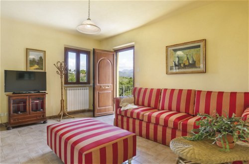 Foto 7 - Apartment mit 2 Schlafzimmern in Lucca mit garten