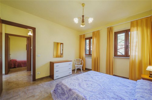 Foto 15 - Apartamento de 2 quartos em Lucca com jardim