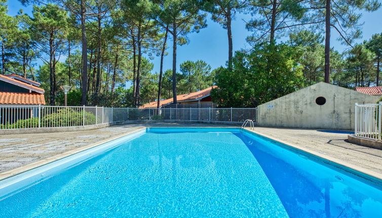 Foto 1 - Casa de 3 quartos em Lacanau com piscina e jardim