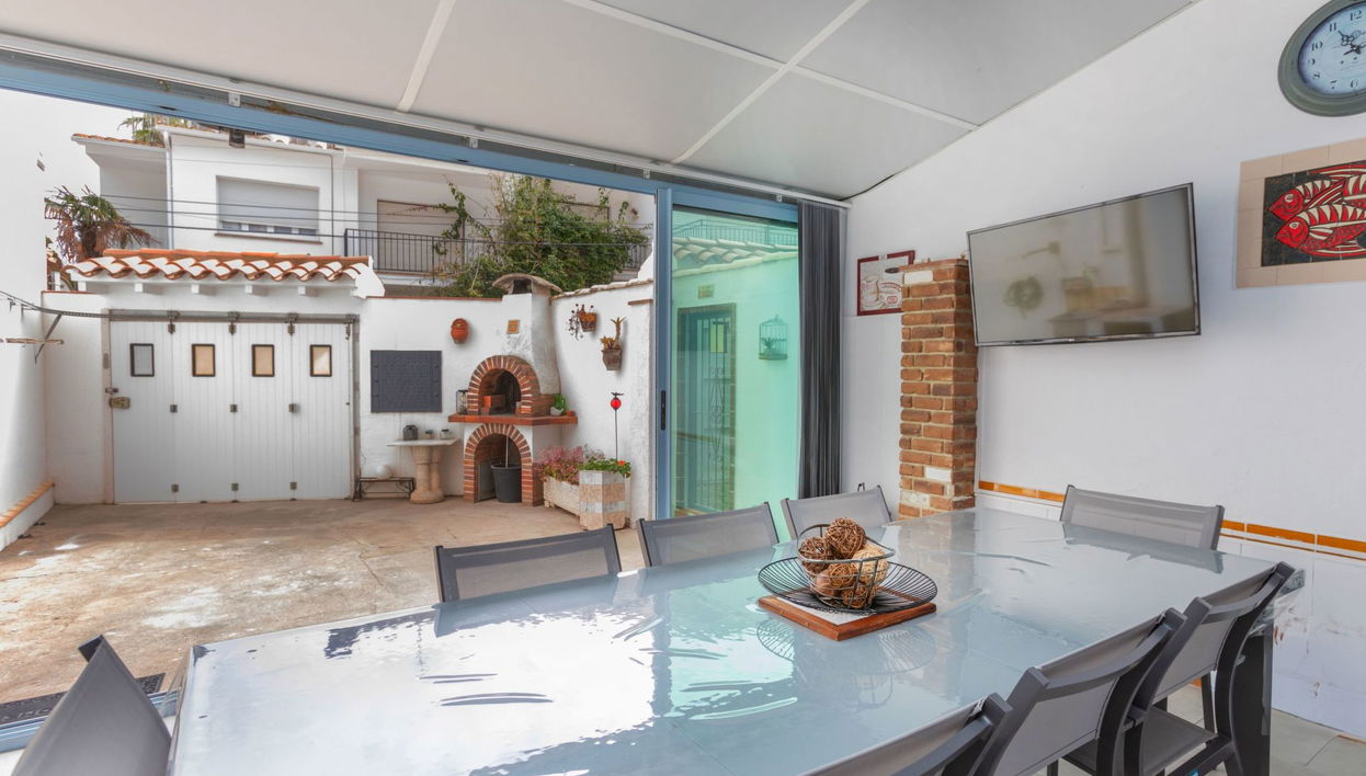 Casa de 4 quartos em l'Escala com jardim e terraço - Foto 1