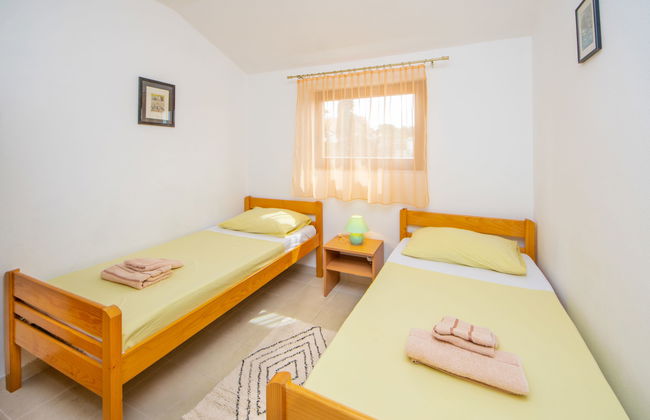 Apartamento de 3 quartos em Sibenik com jardim - Foto 7