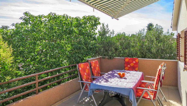 Apartment mit 3 Schlafzimmern in Sibenik mit garten - Foto 2