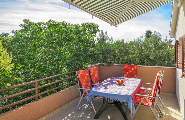 Apartamento de 3 quartos em Sibenik com jardim - Foto 2