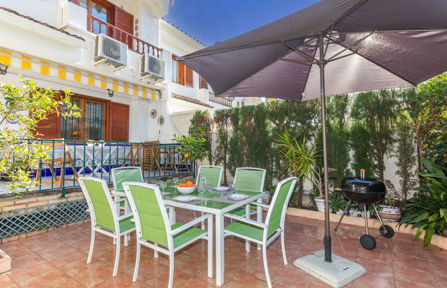 Casa de 5 quartos em Benicasim com jardim e terraço - Foto 1