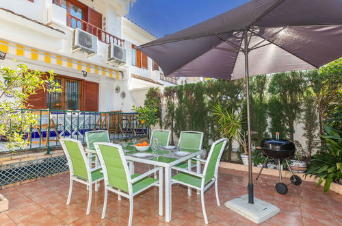 Photo 1 - 4 bedroom House in Benicasim with garden and terrace