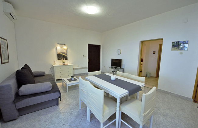 Casa de 4 quartos em Tučepi com piscina privada e jardim - Foto 8