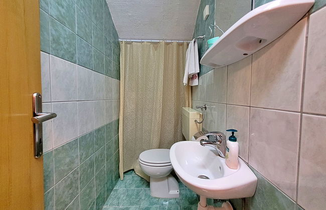 Casa de 4 quartos em Tučepi com piscina privada e jardim - Foto 27