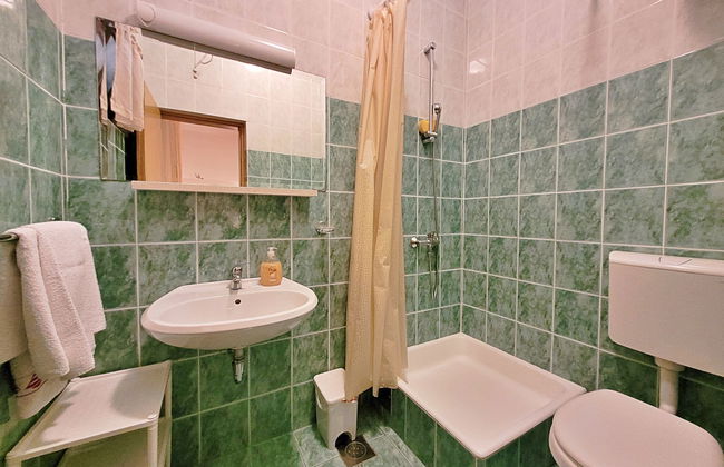 Casa de 4 quartos em Tučepi com piscina privada e jardim - Foto 26