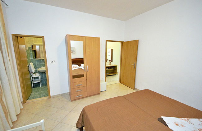 Casa de 4 quartos em Tučepi com piscina privada e jardim - Foto 22