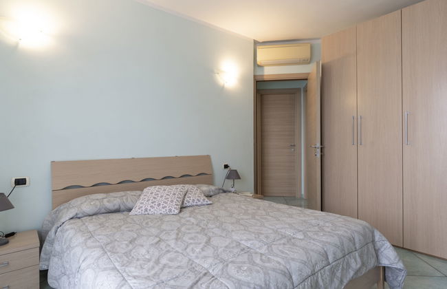 Casa de 3 quartos em Cipressa com jardim e terraço - Foto 11