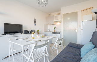 Photo 3 - Apartment in Le Grau-du-Roi with terrace