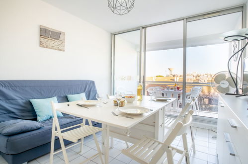 Foto 9 - Apartamento en Le Grau-du-Roi con terraza y vistas al mar