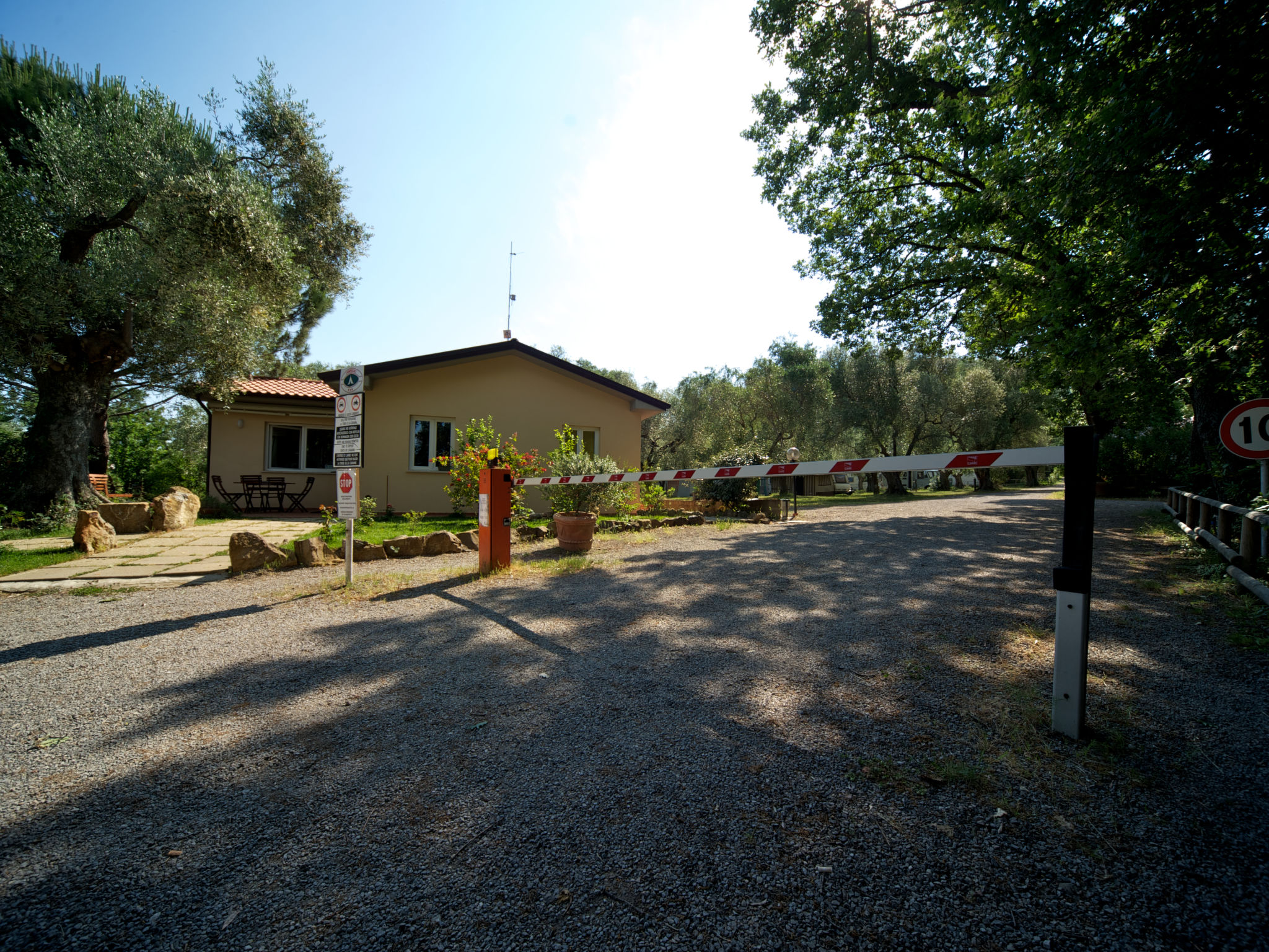 Photo 30 - 2 bedroom House in Scarlino with swimming pool and garden