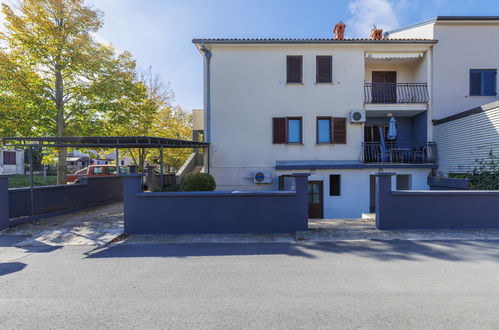 Photo 5 - Appartement en Rovinj avec terrasse et vues à la mer