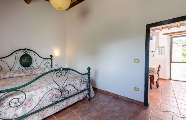 Apartamento de 2 quartos em Montieri com piscina e jardim - Foto 13