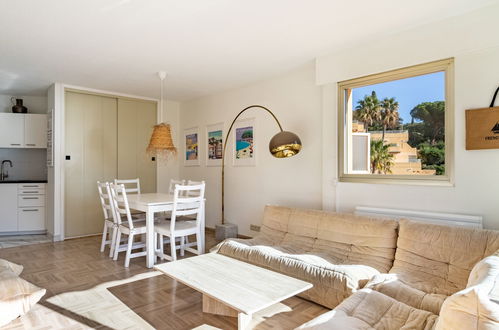 Foto 7 - Apartamento de 2 quartos em Le Lavandou com jardim e terraço