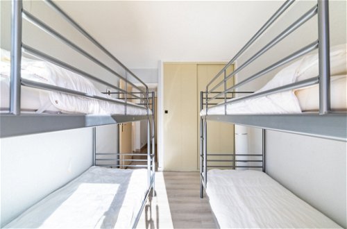 Foto 13 - Apartamento de 2 quartos em Le Lavandou com terraço e vistas do mar