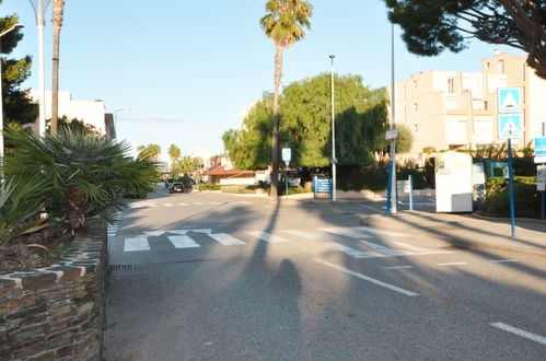 Photo 18 - Appartement en Cavalaire-sur-Mer avec jardin