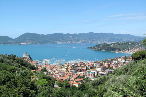 Foto 44 - Haus mit 3 Schlafzimmern in Lerici mit garten und terrasse