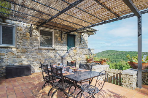 Photo 3 - Maison de 3 chambres à Lerici avec jardin et terrasse