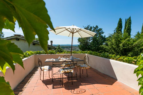 Photo 38 - Appartement de 2 chambres à Colle di Val d'Elsa avec piscine et jardin