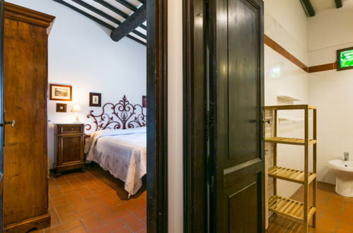 Foto 15 - Appartamento con 2 camere da letto a Colle di Val d'Elsa con piscina e giardino
